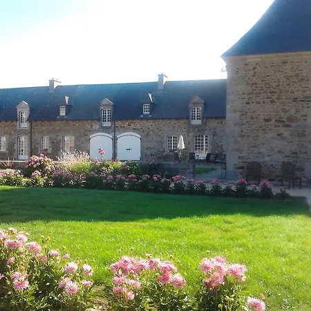Gite Du Bois De La Salle Holiday home Pleguien